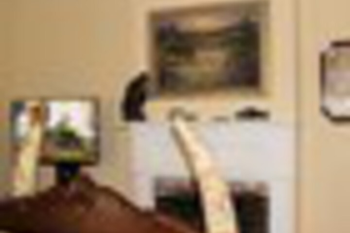 Room 35 of 123