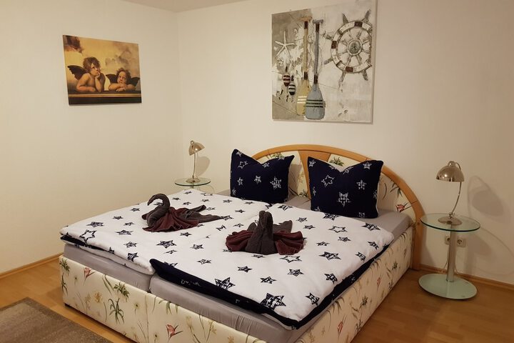 Room 6 of 53