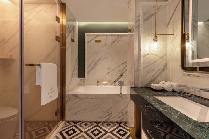 Bath Interior