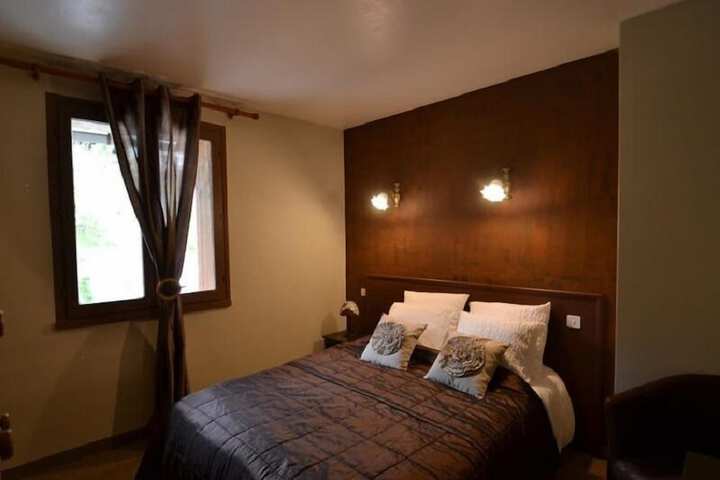 Room 15 of 51