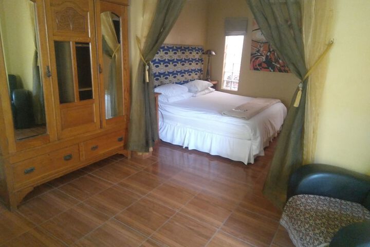Room 3 of 13