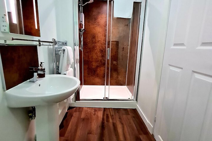 Room 30 of 52