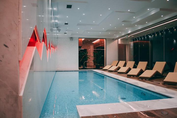 Pool 32 of 58
