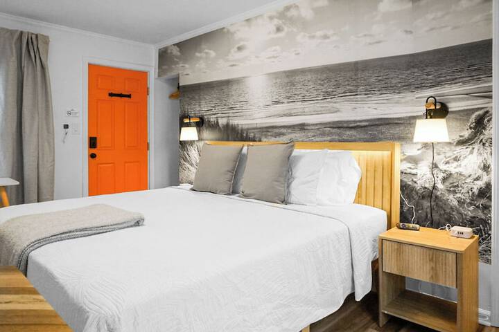 Room 14 of 94