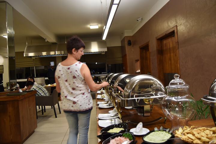 Dining 122 of 210