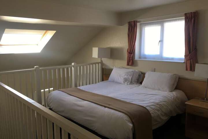 Room 7 of 26