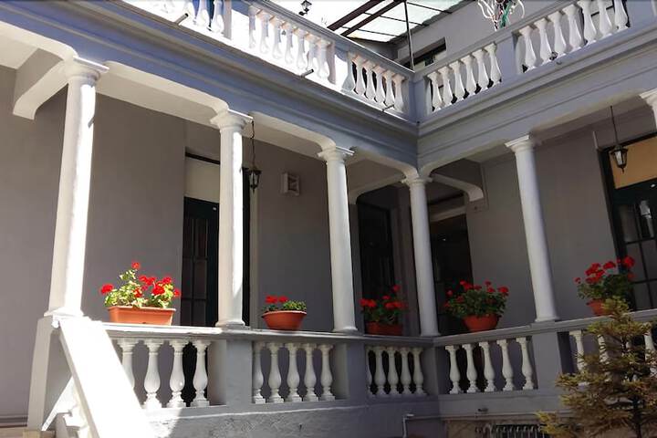 Hotel Entry