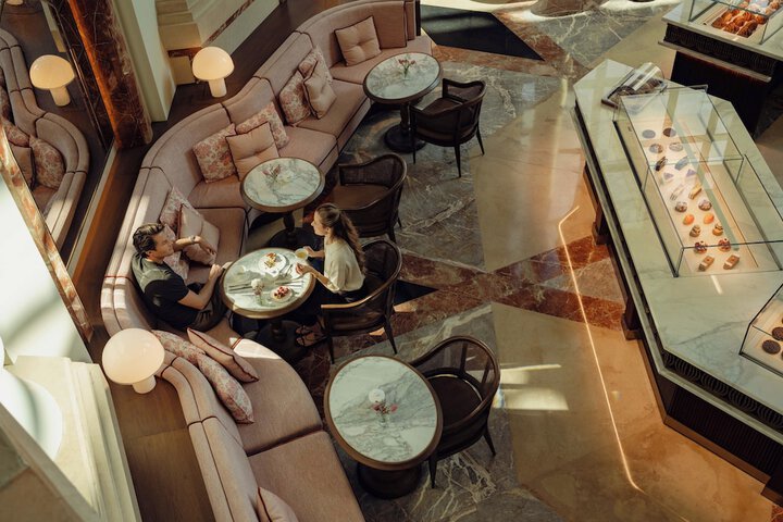 Dining 57 of 77