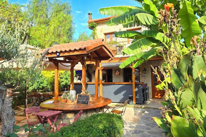 Hotel Exterior 69 of 71