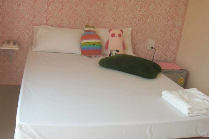 Room 3 of 19