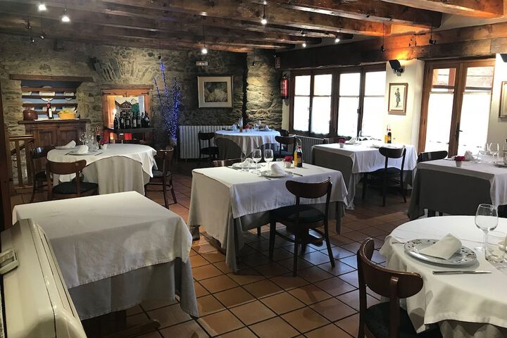 Dining 89 of 110