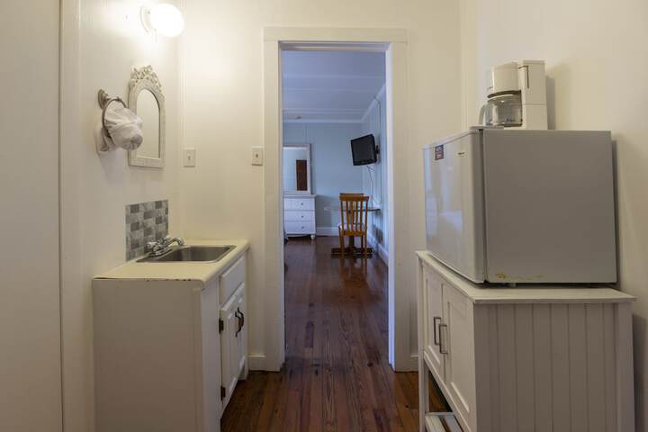 Room 126 of 309