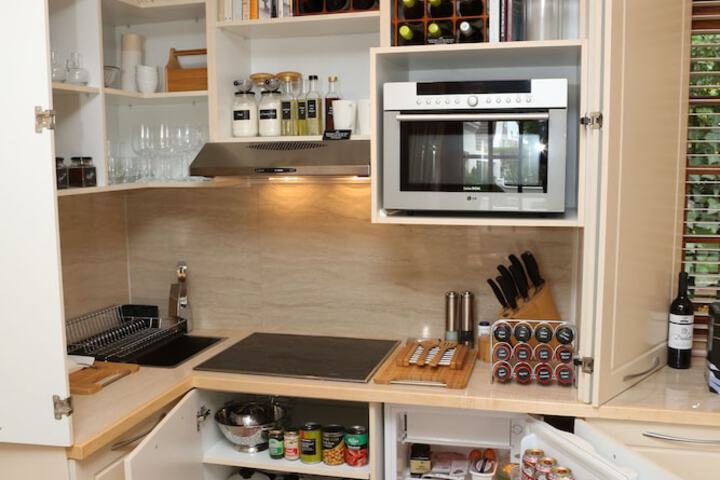 Private kitchenette