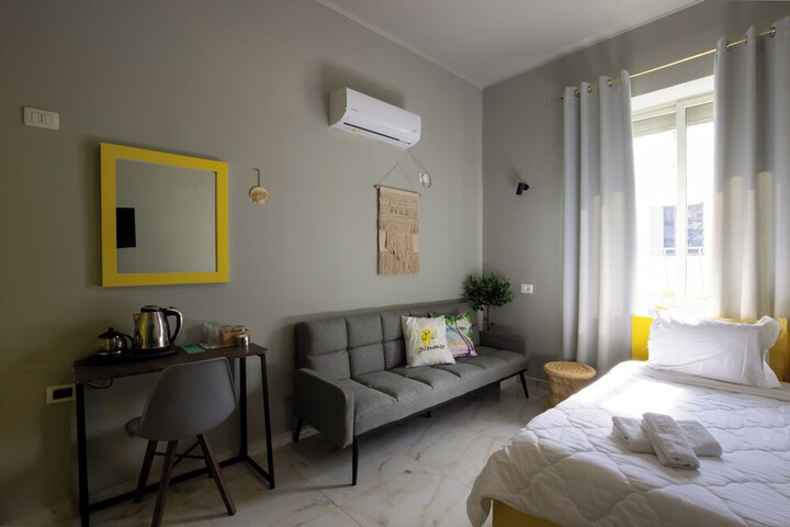Room 21 of 90