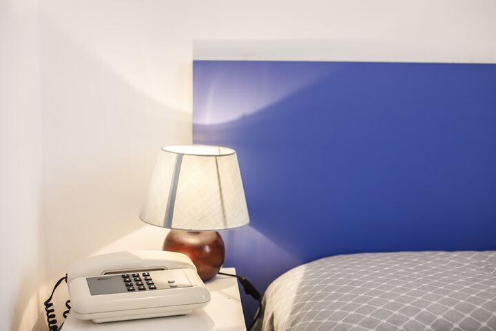 Room 13 of 16