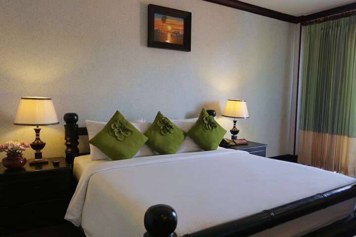 Room 18 of 73