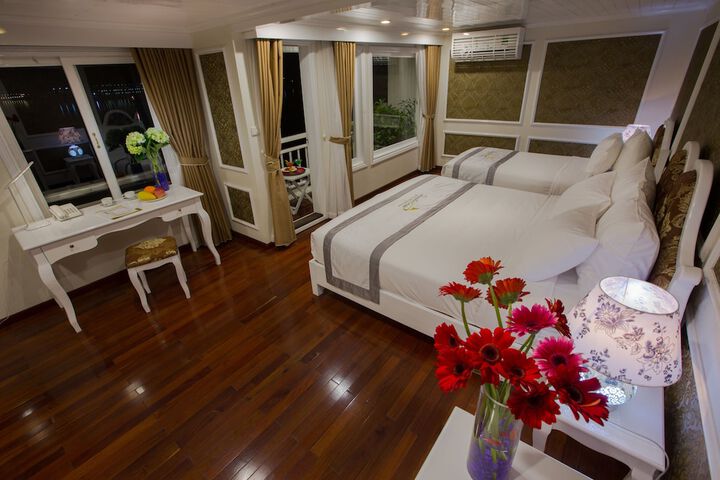 Room 4 of 44