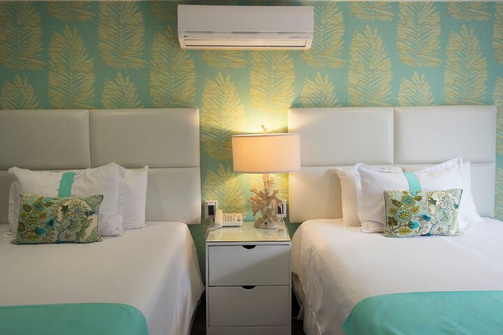 Room 28 of 75