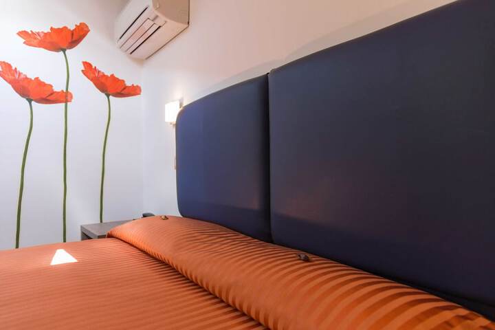 Room 95 of 151