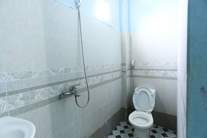 Room 17 of 21