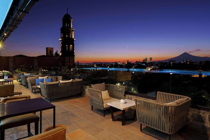 Hotel 152 of 160