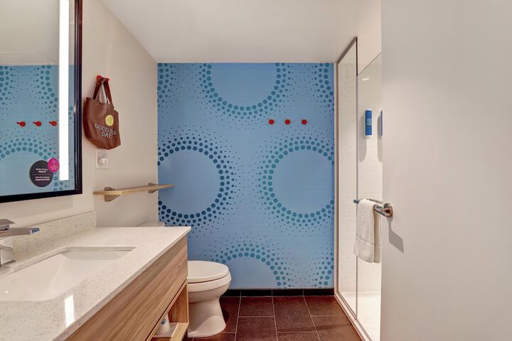 Bathroom shower