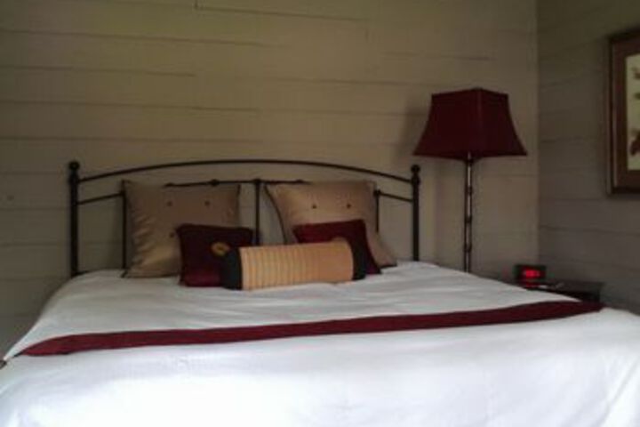 Room 85 of 165