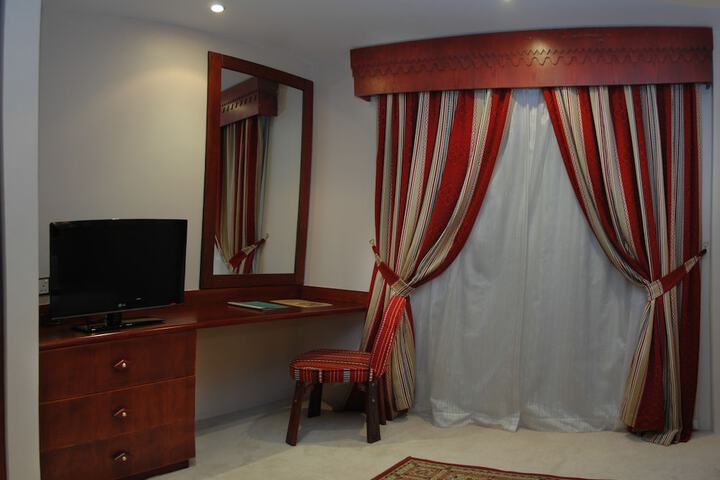 Room 46 of 84