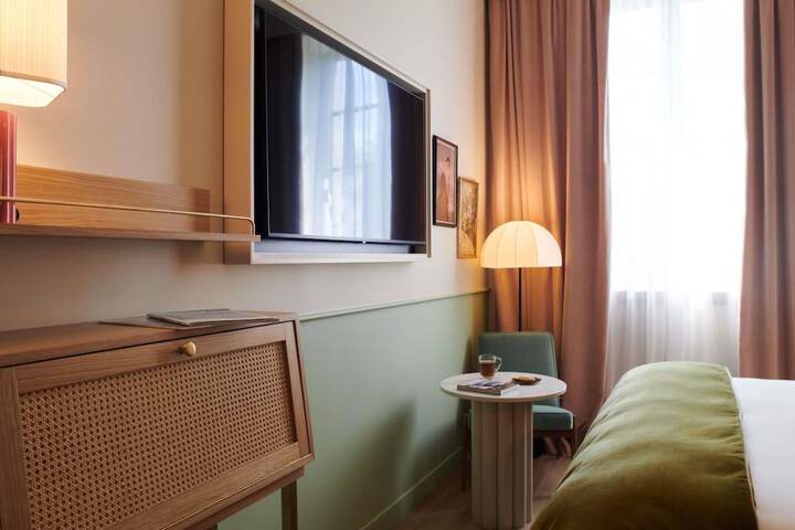 Room 14 of 78