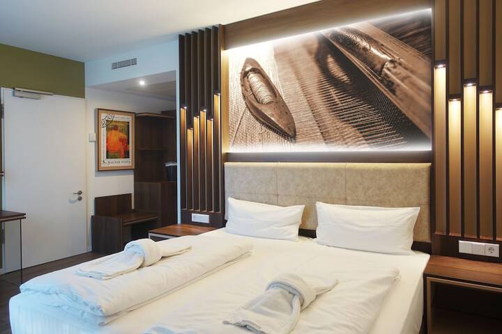 Room 6 of 88
