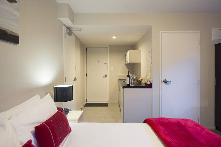 Room 8 of 26