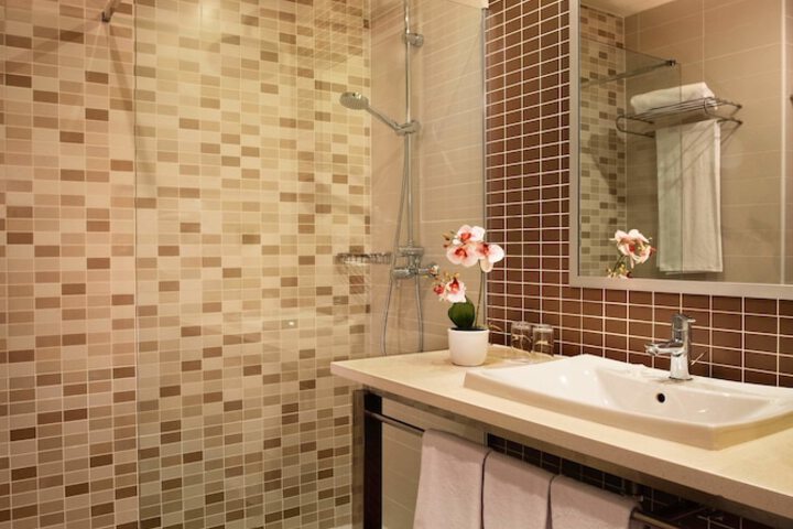 Bath Interior
