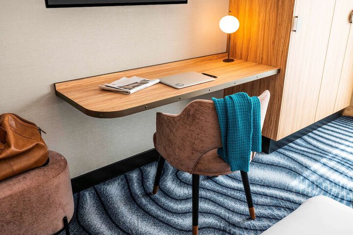 Room 28 of 56