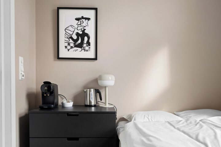 Room 47 of 154