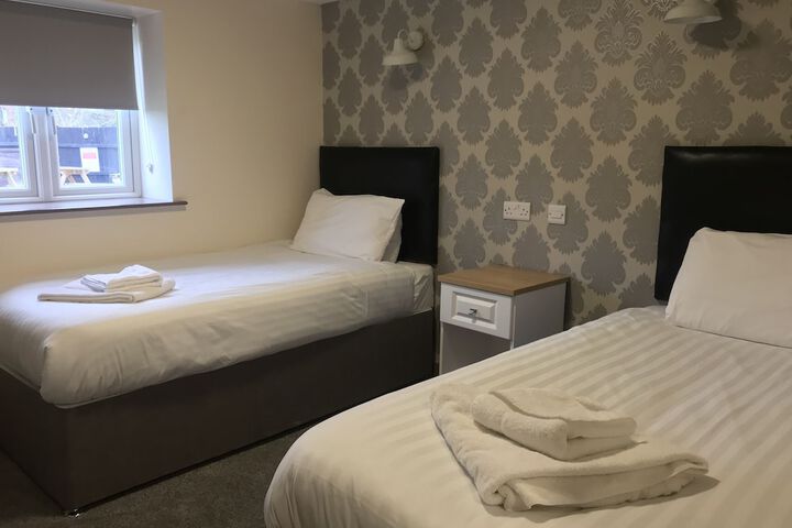 Room 5 of 52