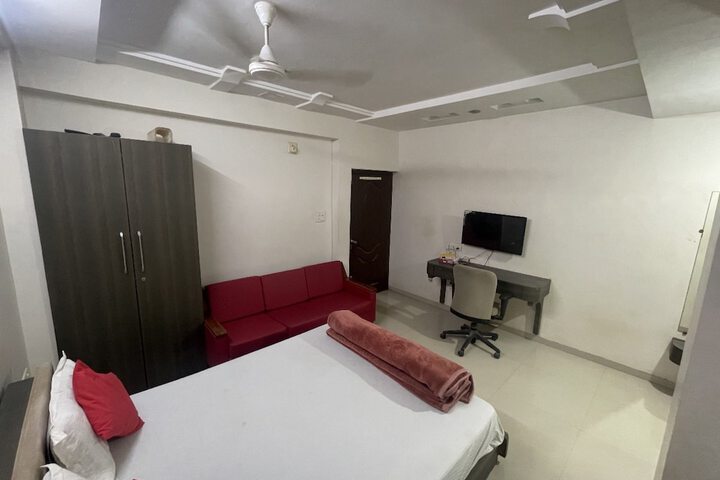 Room 12 of 24