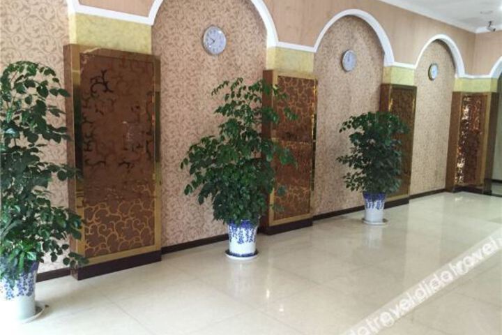 Hotel Interior 5 of 11