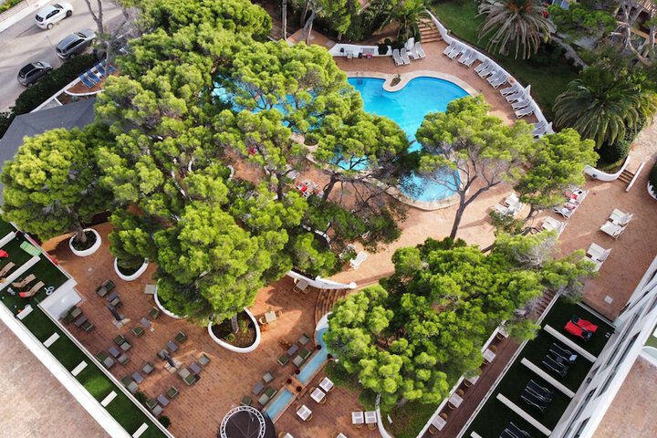 Pool 55 of 123