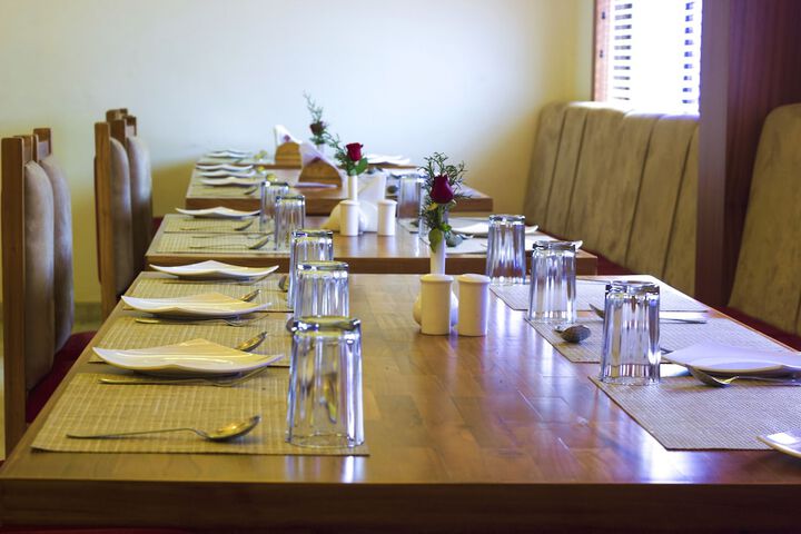 Dining 21 of 35