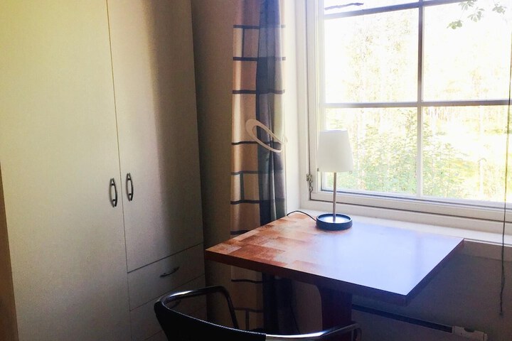 Room 6 of 34