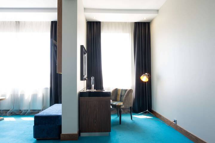 Room 54 of 160