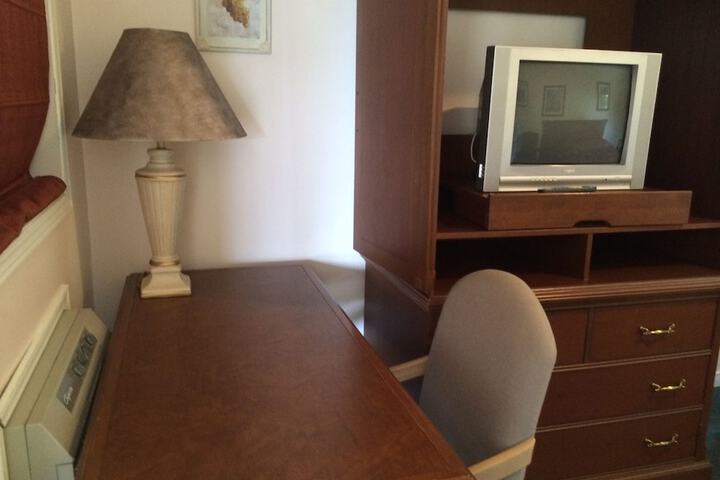 Room 7 of 41