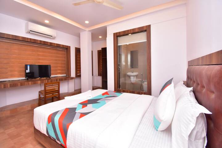 Room 8 of 26