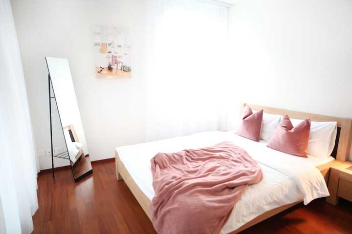 Room 18 of 38