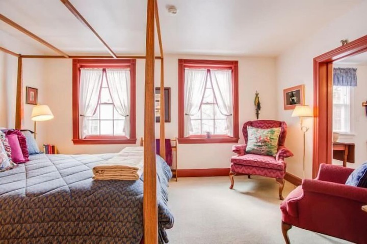 Room 15 of 53