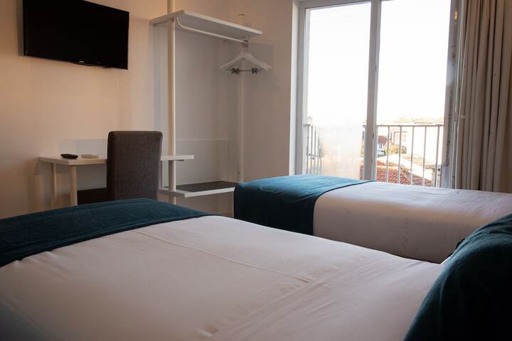 Room 5 of 29