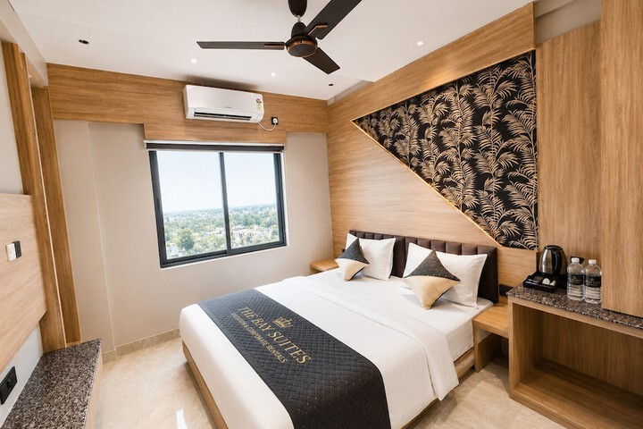 Room 12 of 61