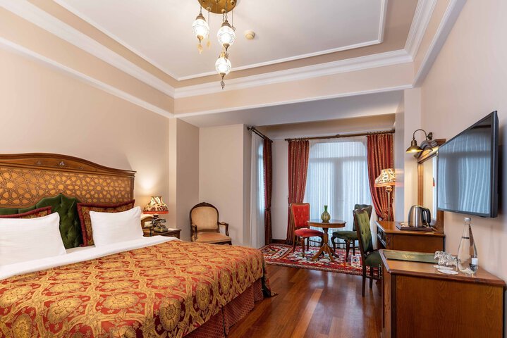 Room 40 of 115