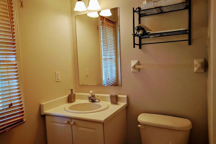Room 8 of 15