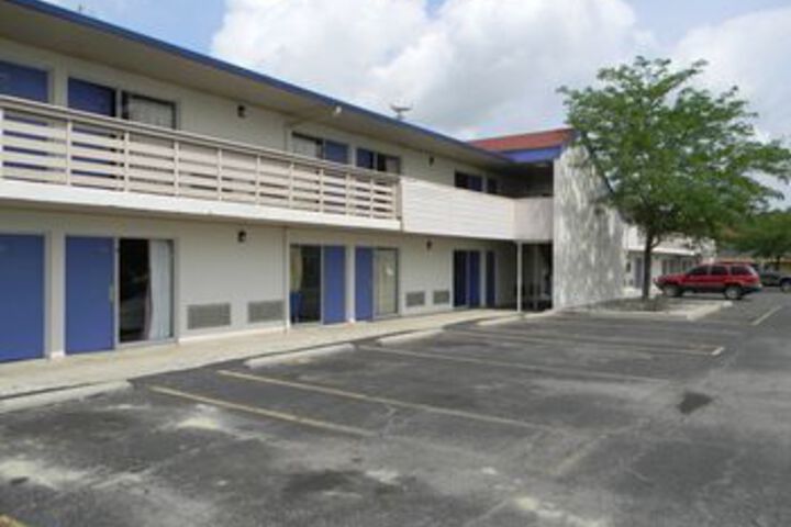 Property Grounds 14 of 16